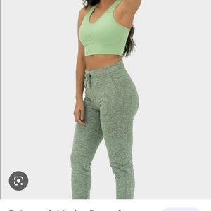 Balance athletica green joggers size medium EUC